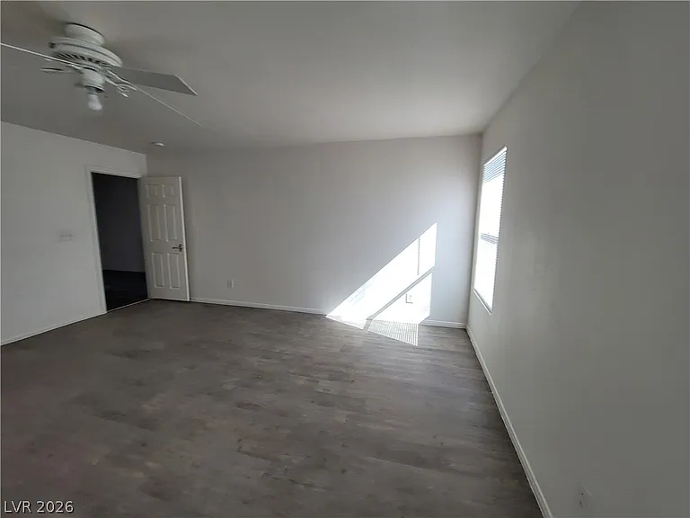 10799 Flame Vine Ct — Photo 30