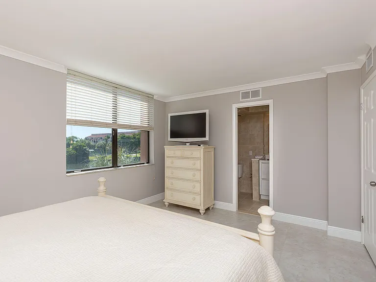 2455 Lindell Blvd #3304 — Photo 14
