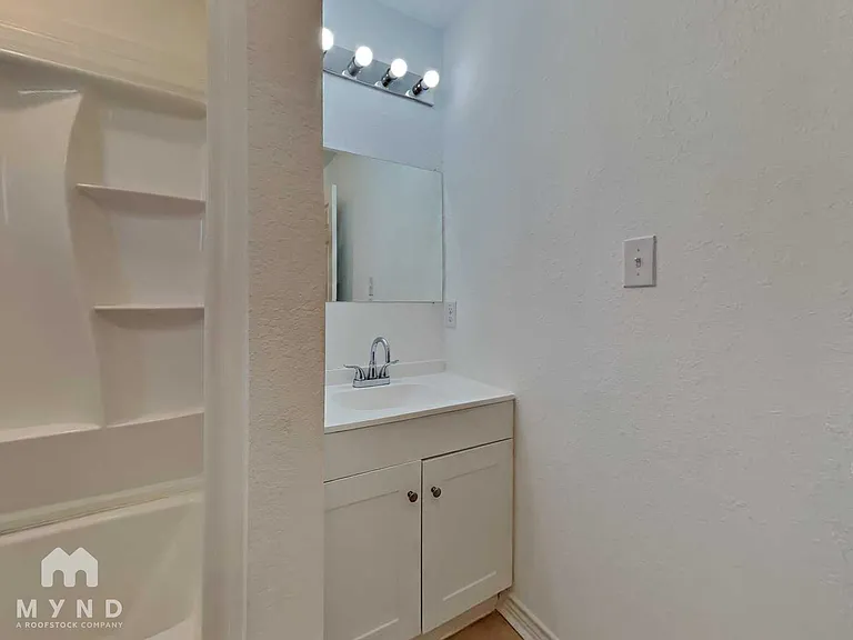3034 W Salinas St #102 — Photo 12