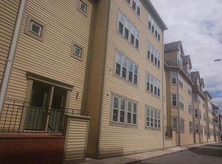 120 W 7th St APT 502, South Boston, MA 02127