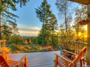 269 Hawk Hill Ln, Eastsound, WA 98245