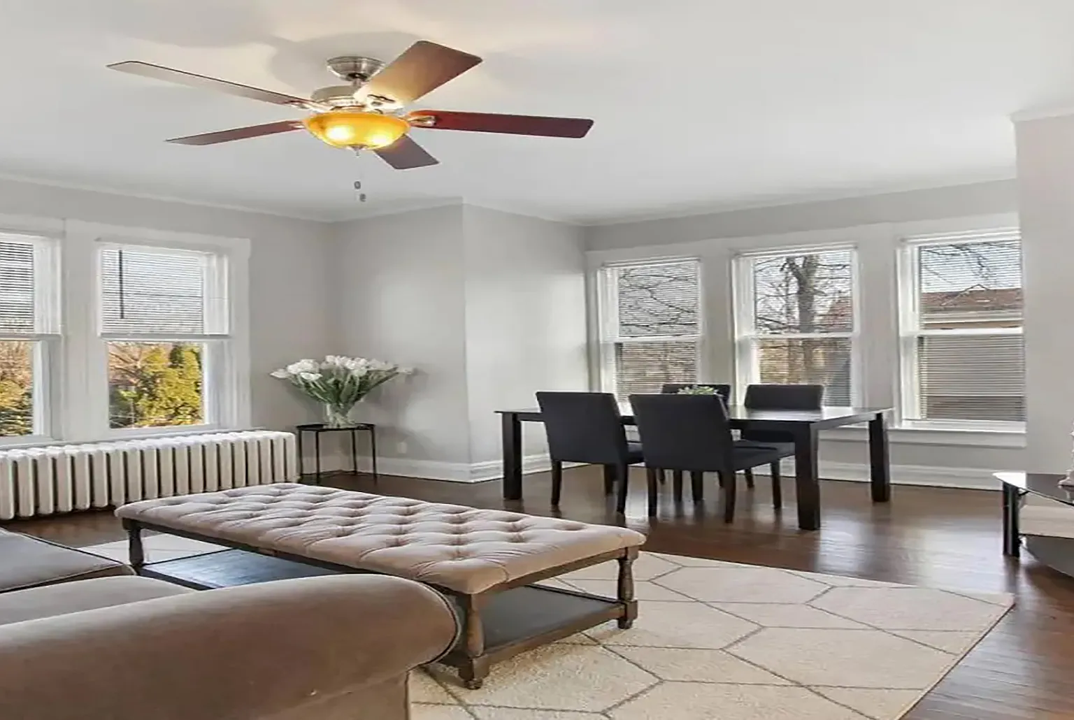 3 bed, 1200 sqft, $3,200 — Photo 3