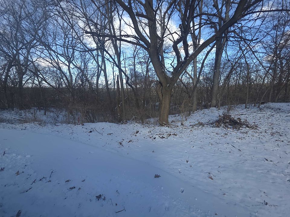 1st image of 110 W Fork Ct