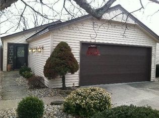 32961 Mills Rd, North Ridgeville, OH 44039