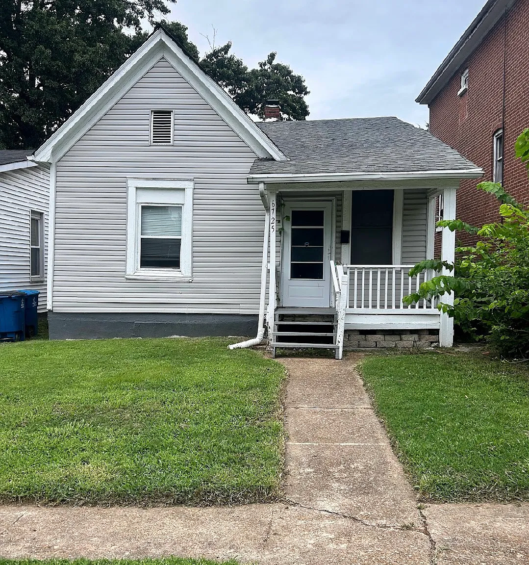 2 bed, 696 sqft, $950 — Photo 1