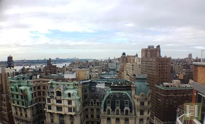 Rented by Halstead Real Estate | media 53