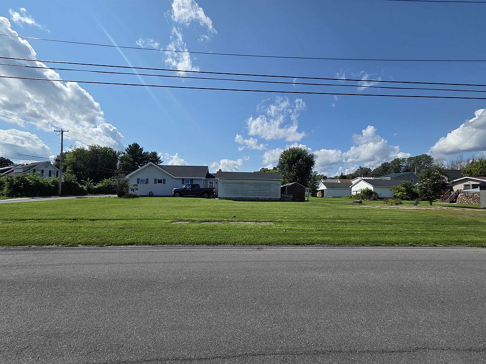 2nd image of 110 Liberty Ave