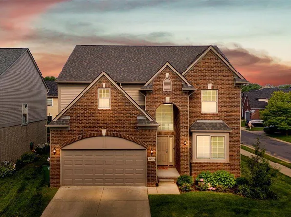 49329 Heyward, Utica, MI 48317