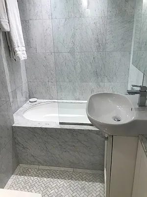 Rented by CitiSuites International Realty | media 8