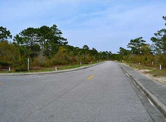 2nd image of 128 Anhinga Trail St