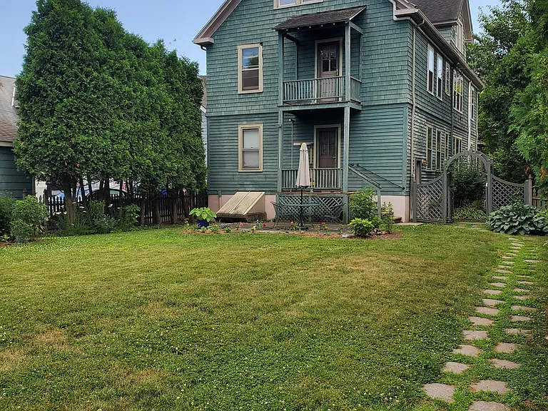 32 Clearview Ave #2 — Photo 12