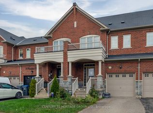 11 Pendulum Cir, Brampton, ON L6R 3N5