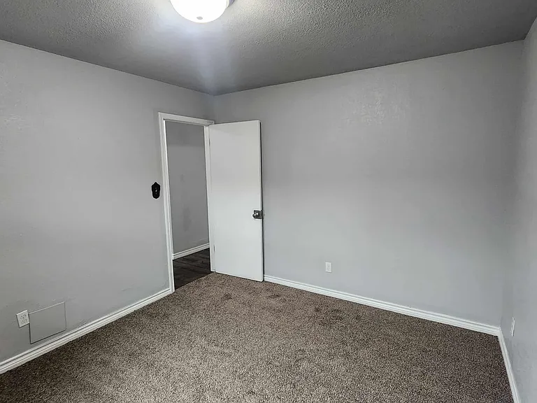 1914 N Moulton Ct — Photo 22