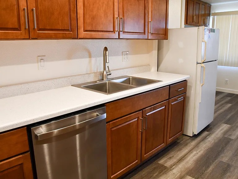 6501 Tillamook Ave — Photo 35