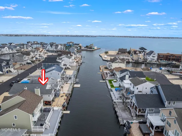 135 Valencia Drive, Brick, NJ 08723