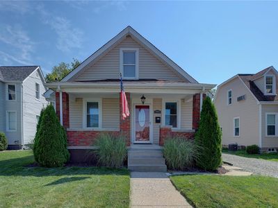 1045 Washington St, Saint Charles, MO, 63301