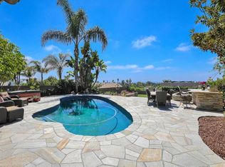 1559 Burgundy Rd, Encinitas, CA 92024