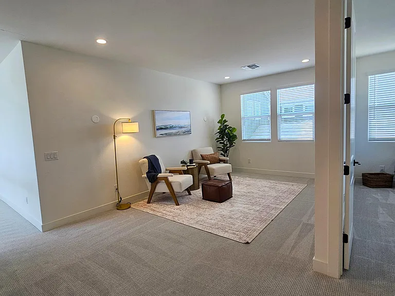 17329 W Gretna St — Photo 9