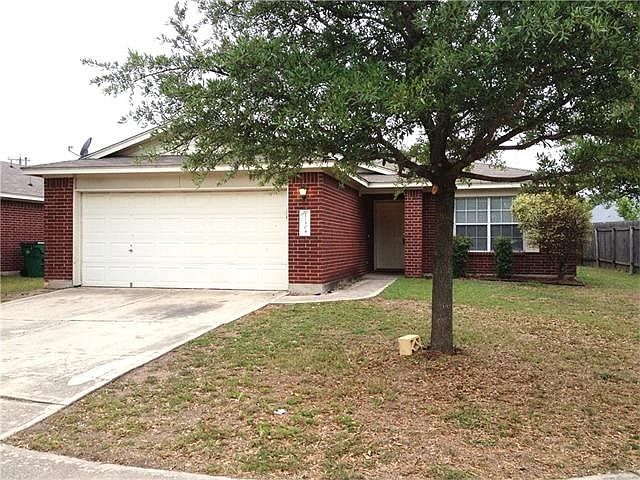 1st image of 17304 Ardisia Dr