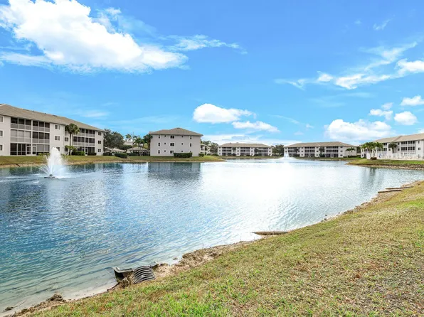 7846 Regal Heron Cir APT 103, Naples, FL 34104