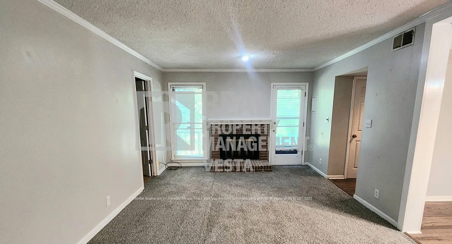 3 bed, 3.0 bath, 1592 sqft, $1,500 — Photo 2