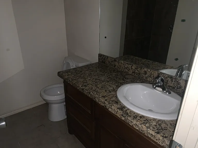 2502 Gregory Ave #E — Photo 7