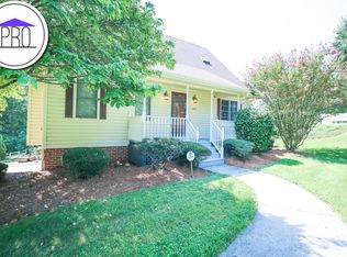 1000 Kingstree Ridge Dr, Winston Salem, NC 27127