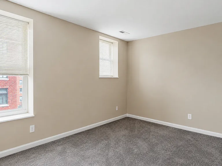 5394 Pershing Ave #502 — Photo 5