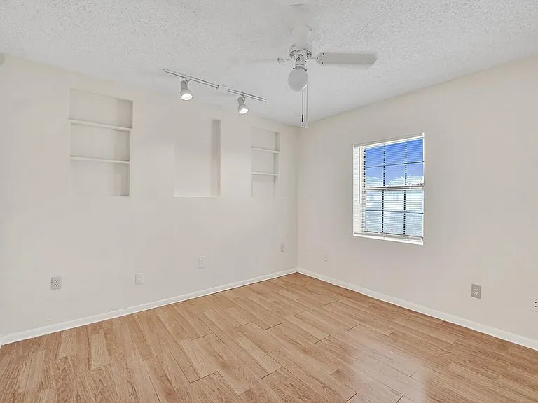 1313 Seaview — Photo 25