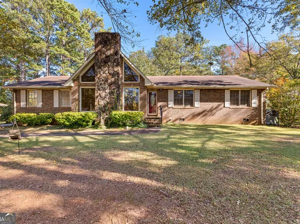 1404 Oakview Dr, Griffin, GA 30223
