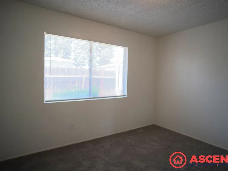 1849 Golden State Ave — Photo 12