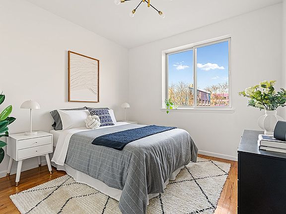 4th image of 963 Kent Ave APT D-2