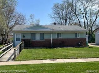 12439 Clinton River Rd, Sterling Heights, MI 48313