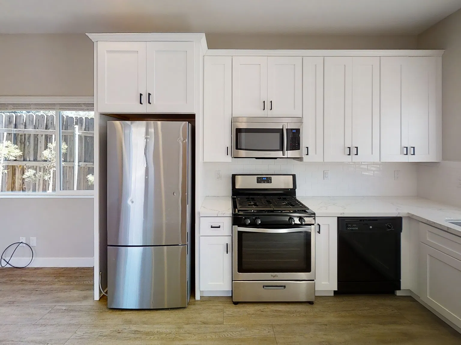 6453 Richard Street - 1 — Photo 2