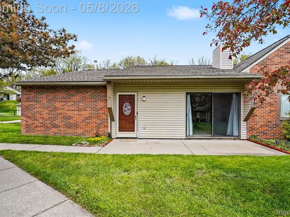 418 Water Tower Cir, Brighton, MI 48116