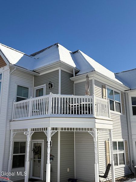 2nd image of 406 Kelly Circle