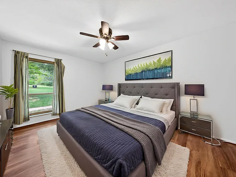11166 Whispering Oaks Dr — Photo 21