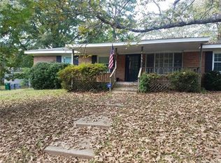 4735 Crestmont Dr, Charlotte, NC 28205