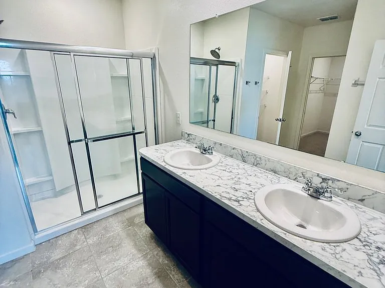 465 Sorrento Dr — Photo 15