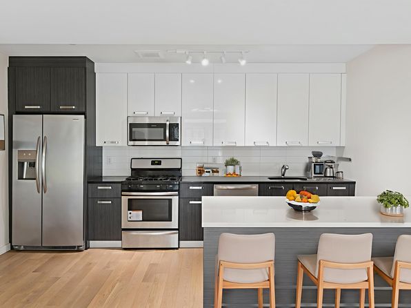 1251 E 19th St #5REAR