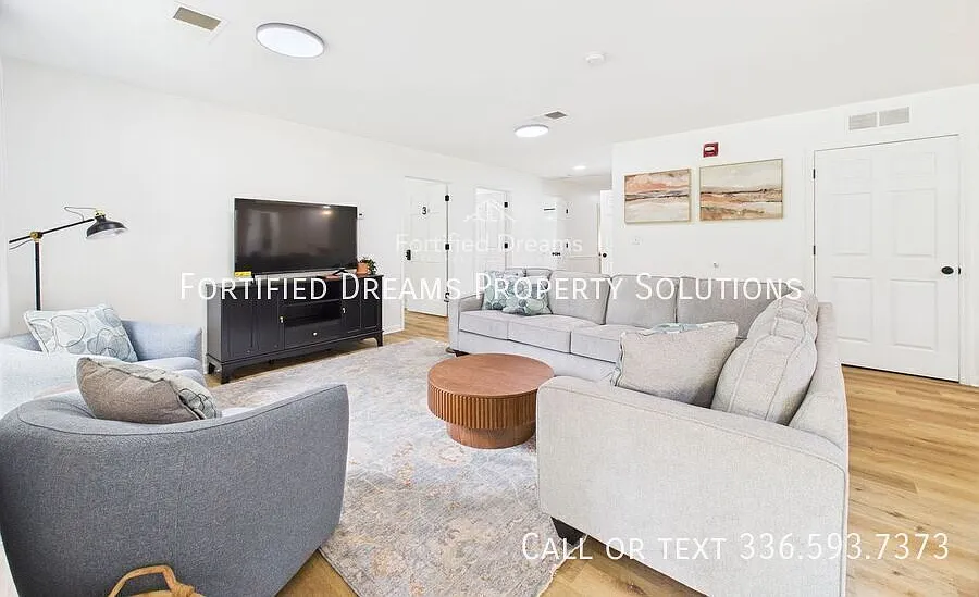 The Ransom Estate: 9BR Oasis Near WFU & Reynolda — Photo 2