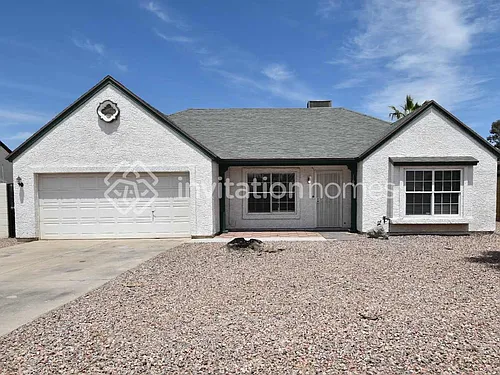 1102 E Utopia Rd Photo 1