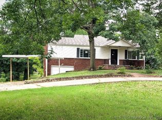 2076 Southview Ave, Bartlesville, OK 74003