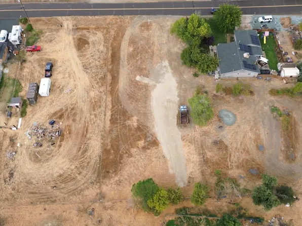 2978 Heney Ln, Valley Springs, CA 95252