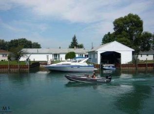 7533 Colony Dr, Algonac, MI 48001