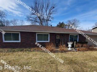 2119 Melholland Rd, Lawrence, KS 66047