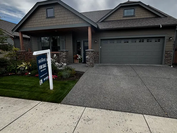 1411 Woods Point Loop, Ferndale, WA 98248