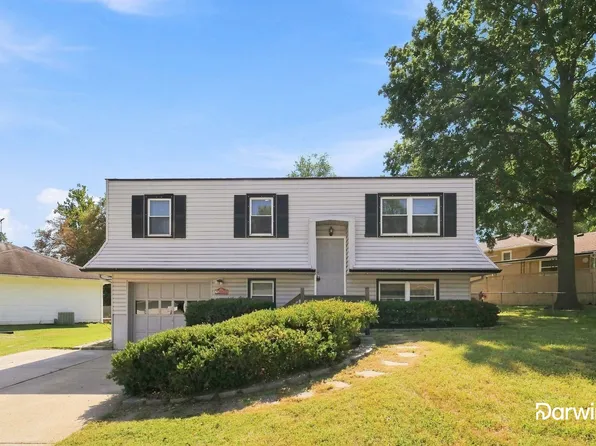 11912 Beacon Ave, Grandview, MO 64030