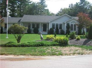 19 Dover Ln, Richmond, RI 02812