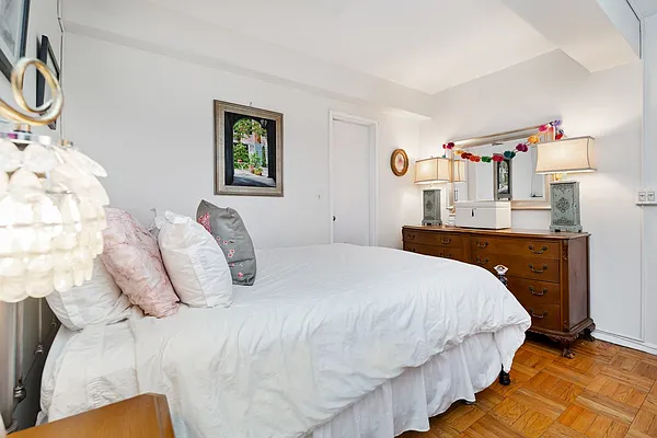 Sold by Kleier Residential | media 10